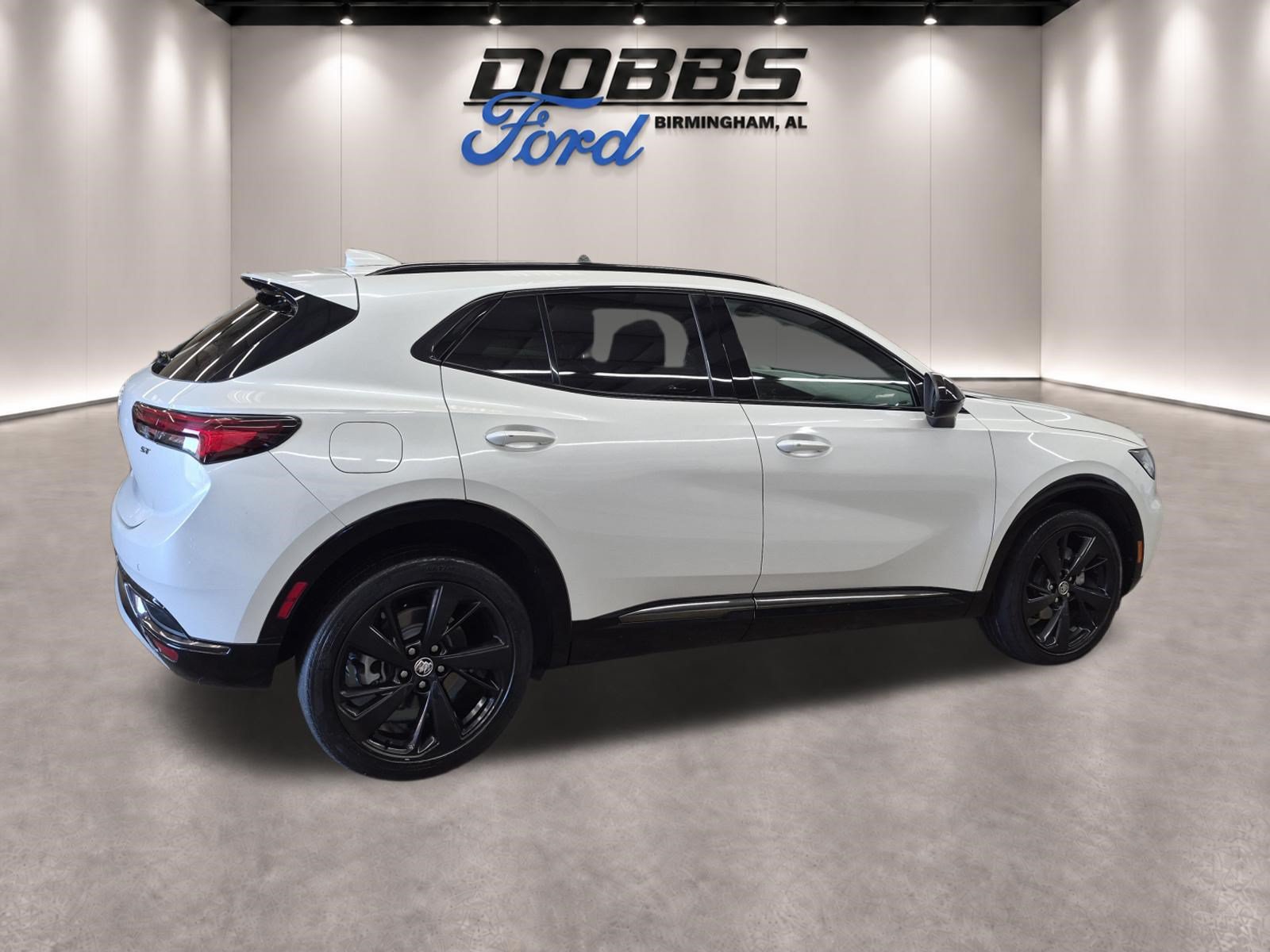 Used 2023 Buick Envision Essence w/ Sport Touring Package FWD image 4