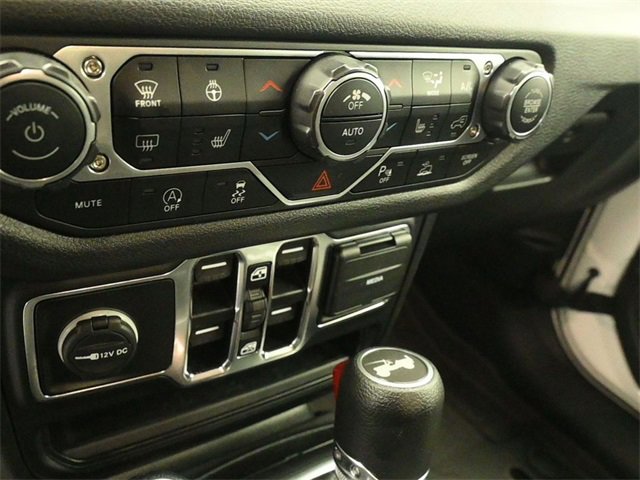 Used 2024 Jeep Wrangler Sport S image 17