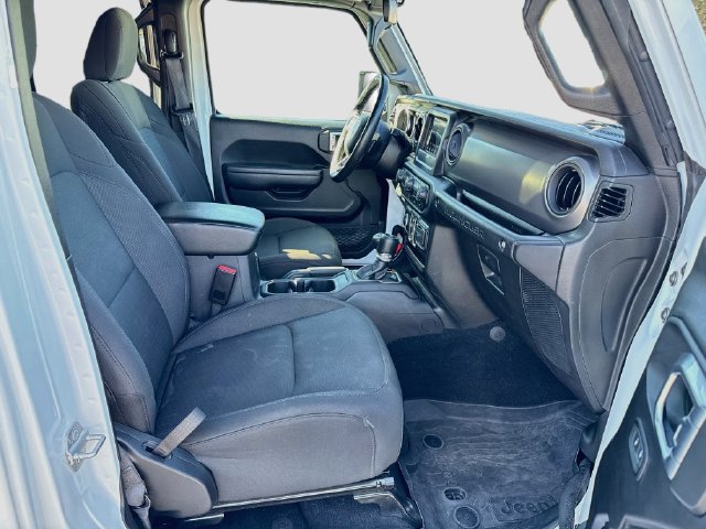 Used 2023 Jeep Wrangler Unlimited Sport AWD/4WD image 36