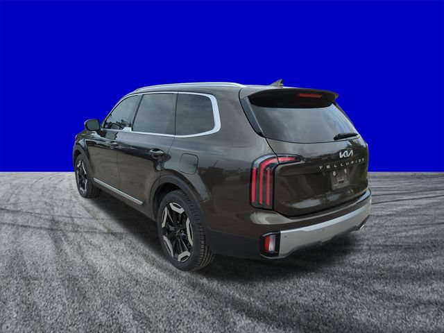 Used 2023 Kia Telluride EX w/ EX Captain's Chair Package AWD/4WD image 6
