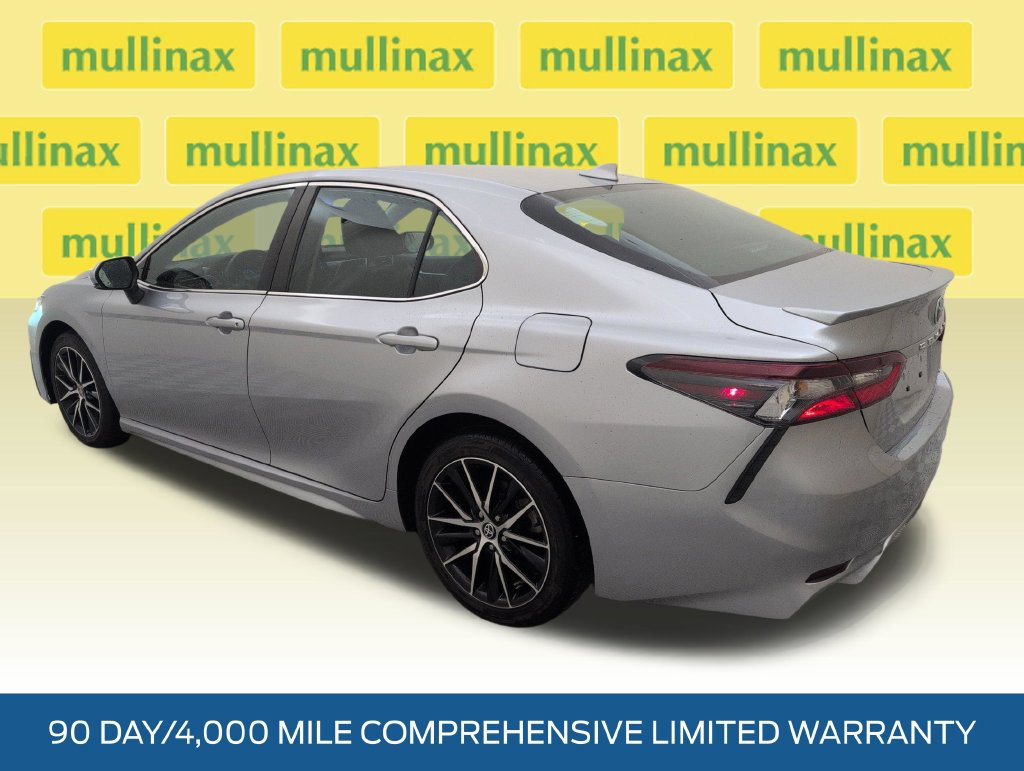 Used 2024 Toyota Camry SE FWD image 9