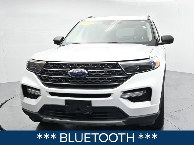 Certified 2021 Ford Explorer XLT w/ Equipment Group 202A AWD/4WD image 4