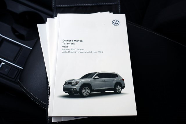 Used 2021 Volkswagen Atlas S image 33
