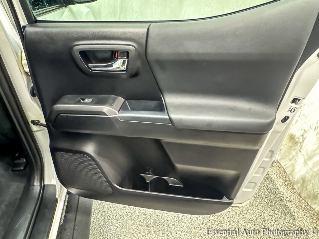 Used 2020 Toyota Tacoma TRD Sport w/ Technology Package image 24