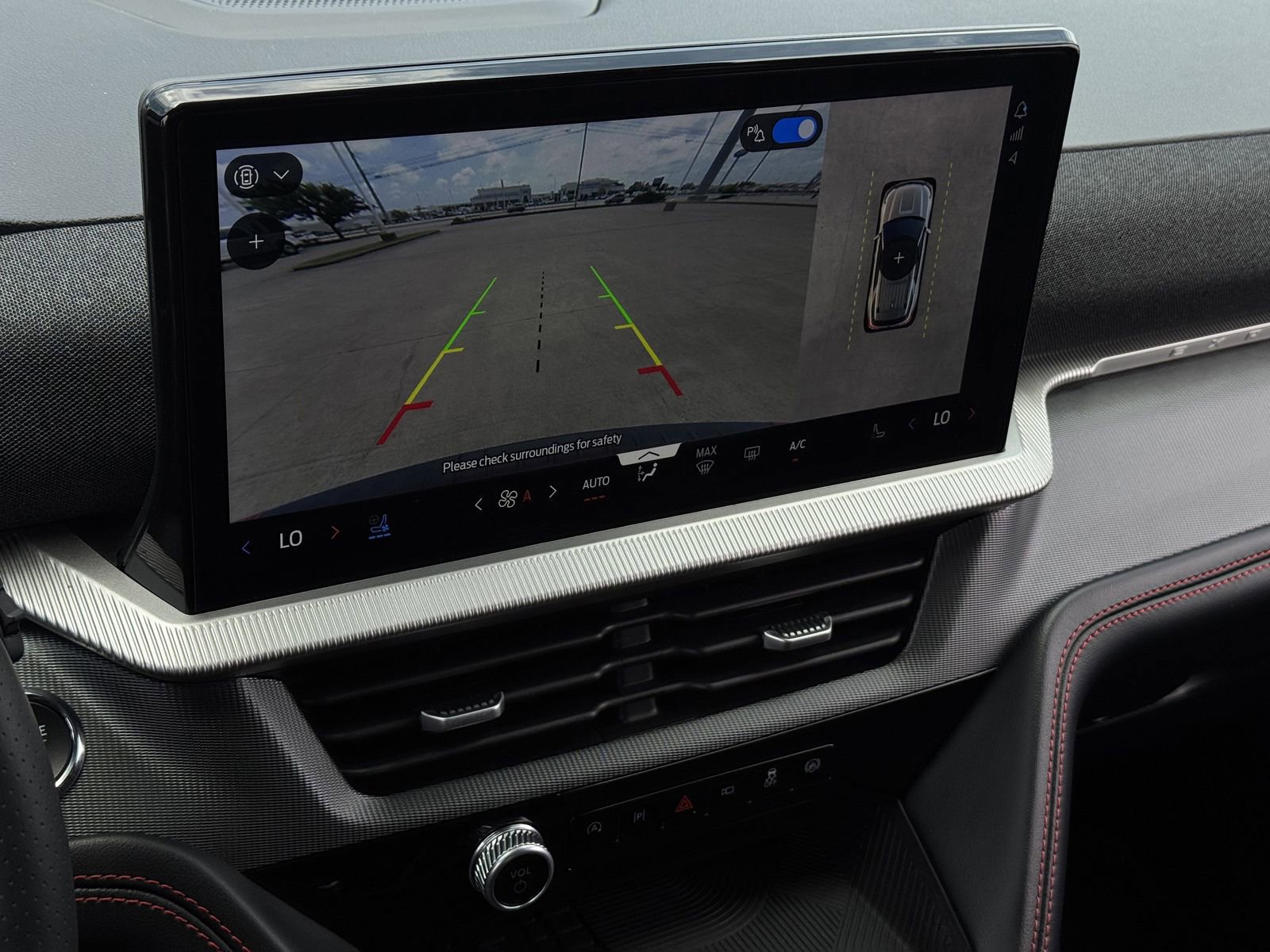 Certified 2025 Ford Explorer ST AWD/4WD image 19