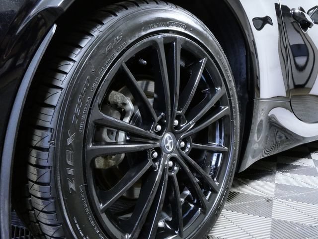 Used 2024 Toyota GR86 Premium RWD image 7
