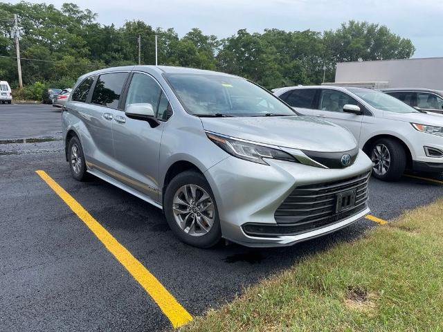 Used 2021 Toyota Sienna LE