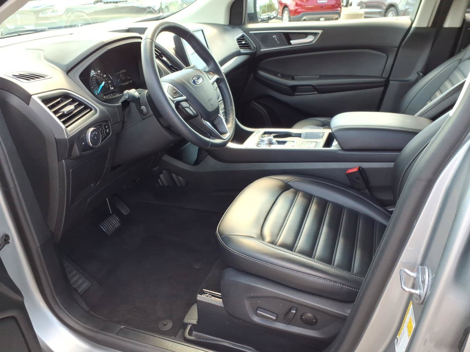 Certified 2024 Ford Edge SEL w/ Convenience Package AWD/4WD image 11