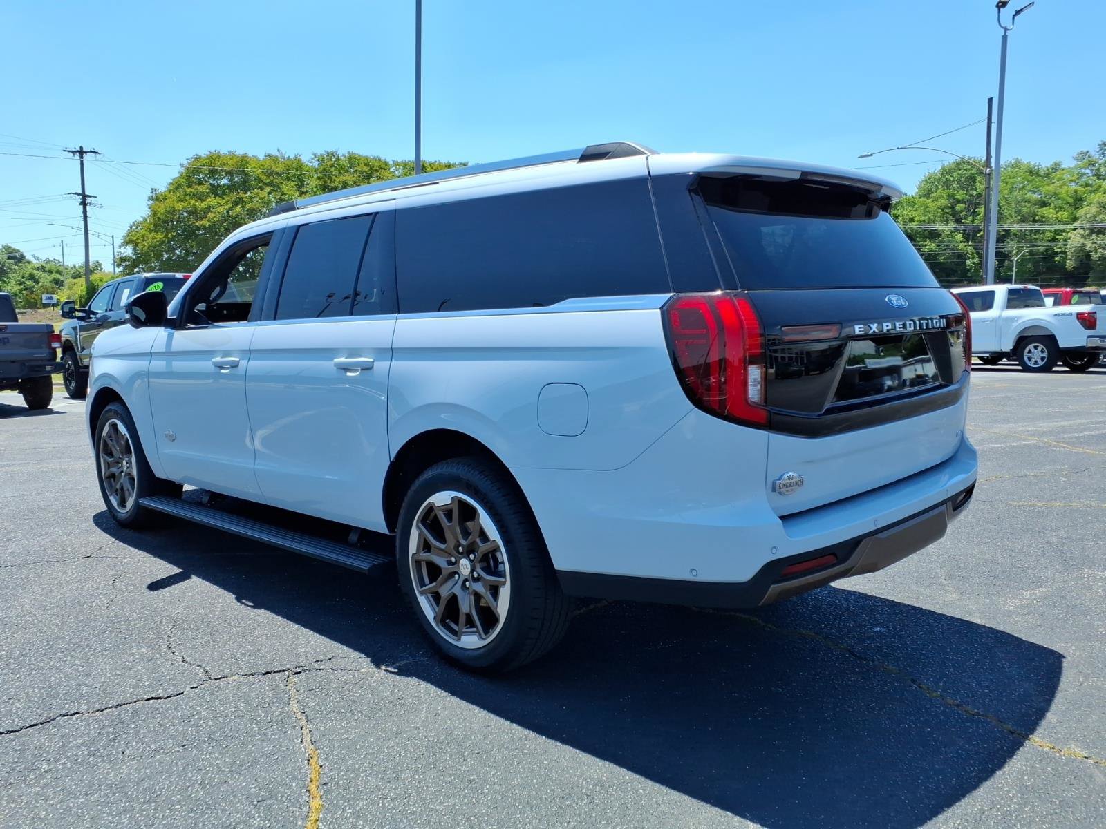 Certified 2025 Ford Expedition Max King Ranch AWD/4WD image 6