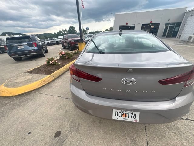Used 2020 Hyundai Elantra Value Edition w/ Winter Weather Package FWD image 15