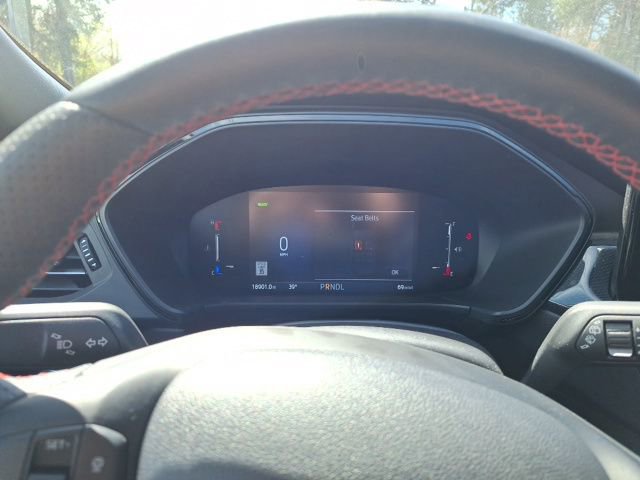 Certified 2025 Ford Escape ST-Line w/ Equipment Group 301A image 28