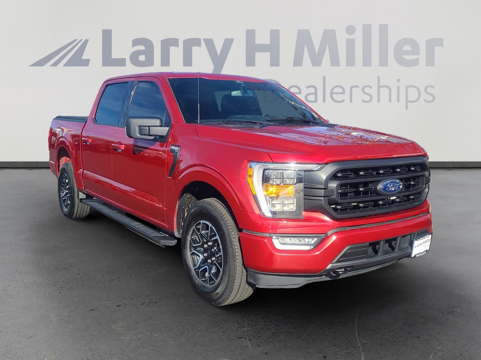 Certified 2021 Ford F150 XLT w/ Equipment Group 302A High image 7