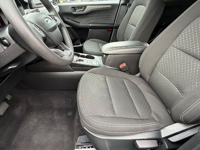 Certified 2025 Ford Escape Active AWD/4WD image 13