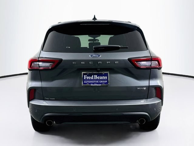 Certified 2023 Ford Escape ST-Line w/ Tech Pack #1 AWD/4WD image 7