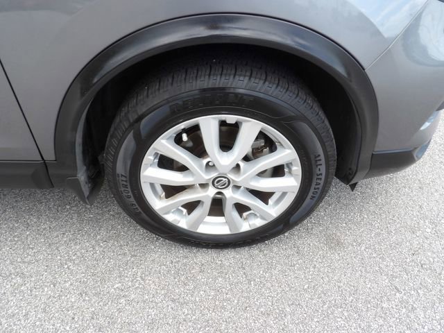 Used 2022 Nissan Rogue Sport SV FWD image 12