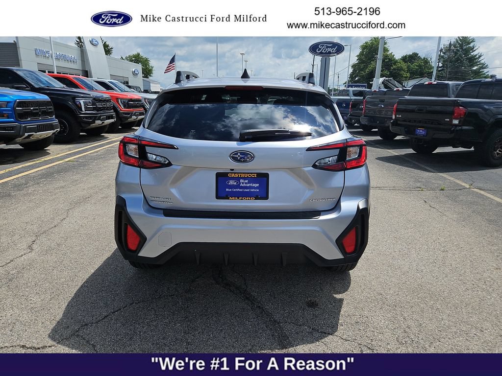 Used 2024 Subaru Crosstrek 2.0i Premium w/ Popular Package #3 AWD/4WD image 4