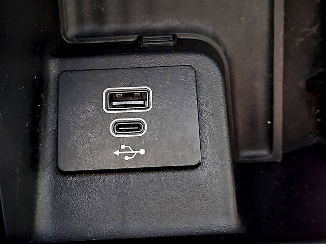 Certified 2025 Ford Expedition Active image 31