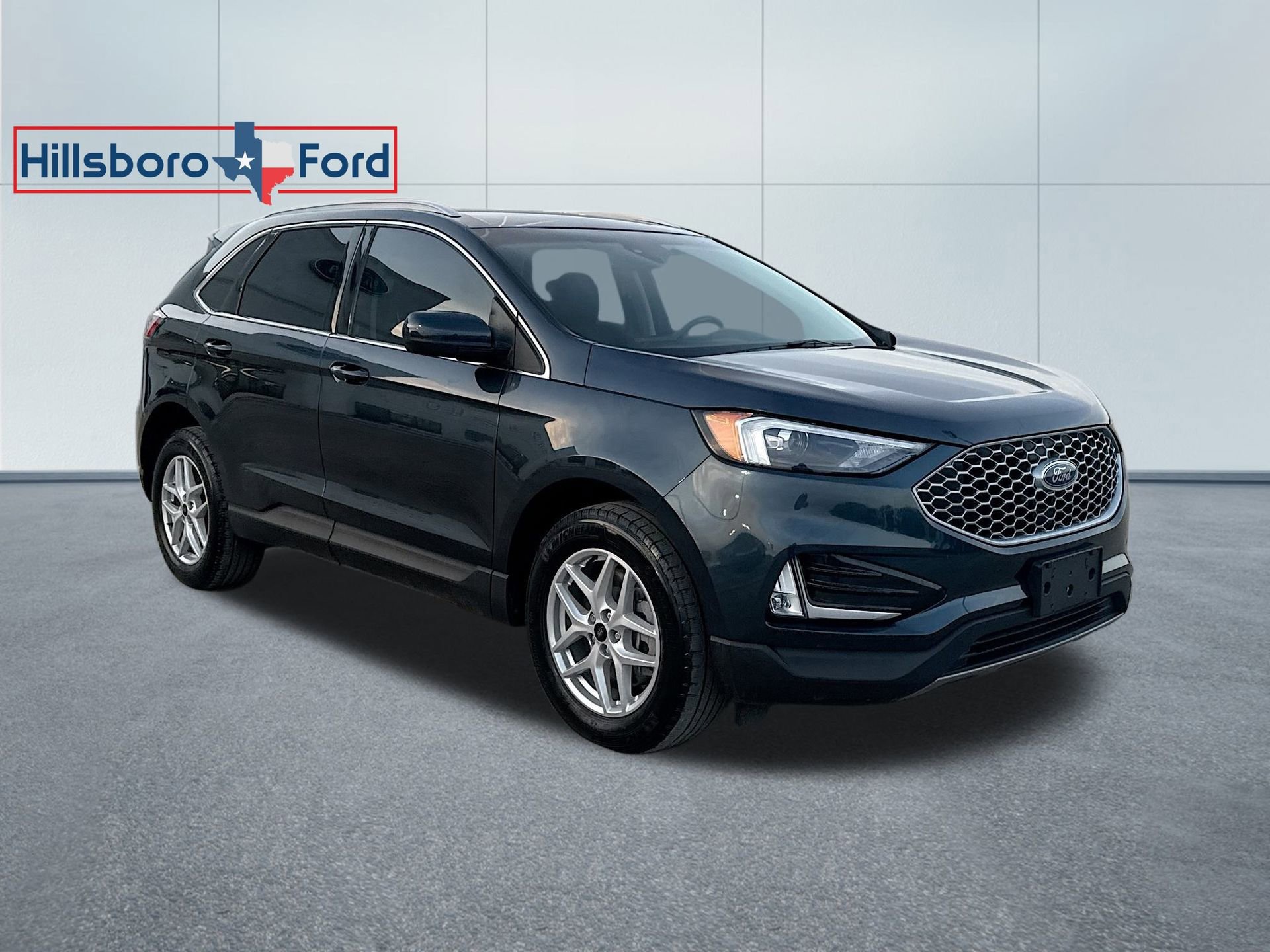 Certified 2024 Ford Edge SEL w/ Convenience Package image 4