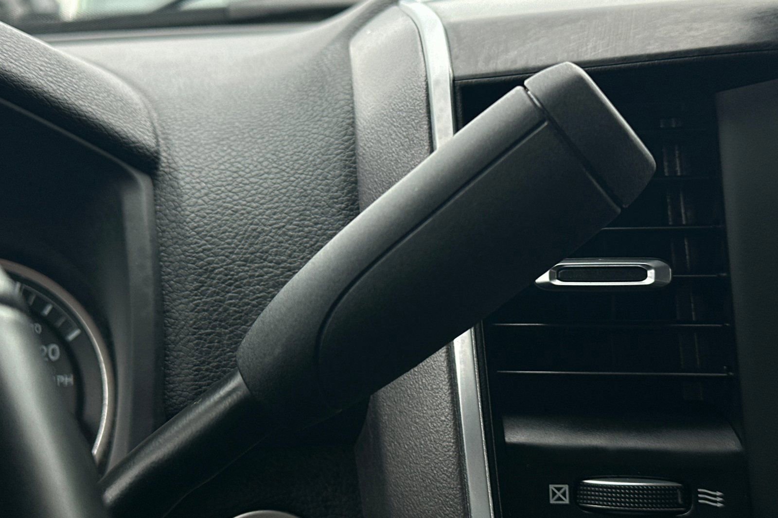 Used 2023 RAM 2500 Big Horn w/ Level 1 Equipment Group image 22