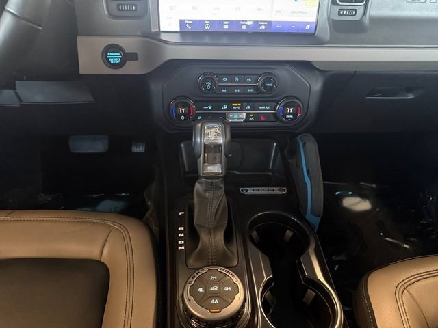 Certified 2024 Ford Bronco Wildtrak AWD/4WD image 4