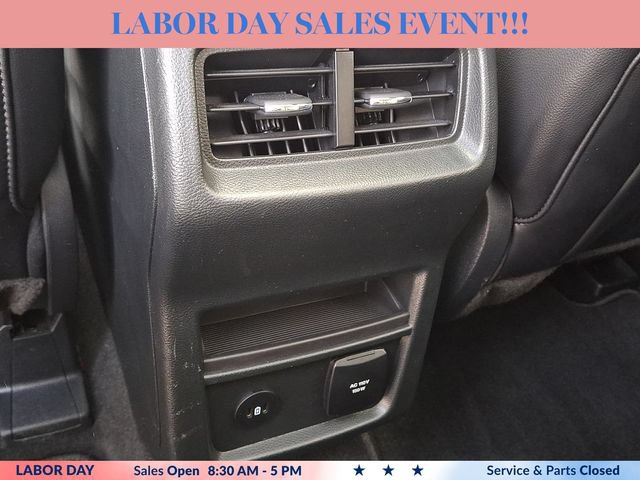 Certified 2024 Ford Edge SEL w/ Convenience Package AWD/4WD image 11