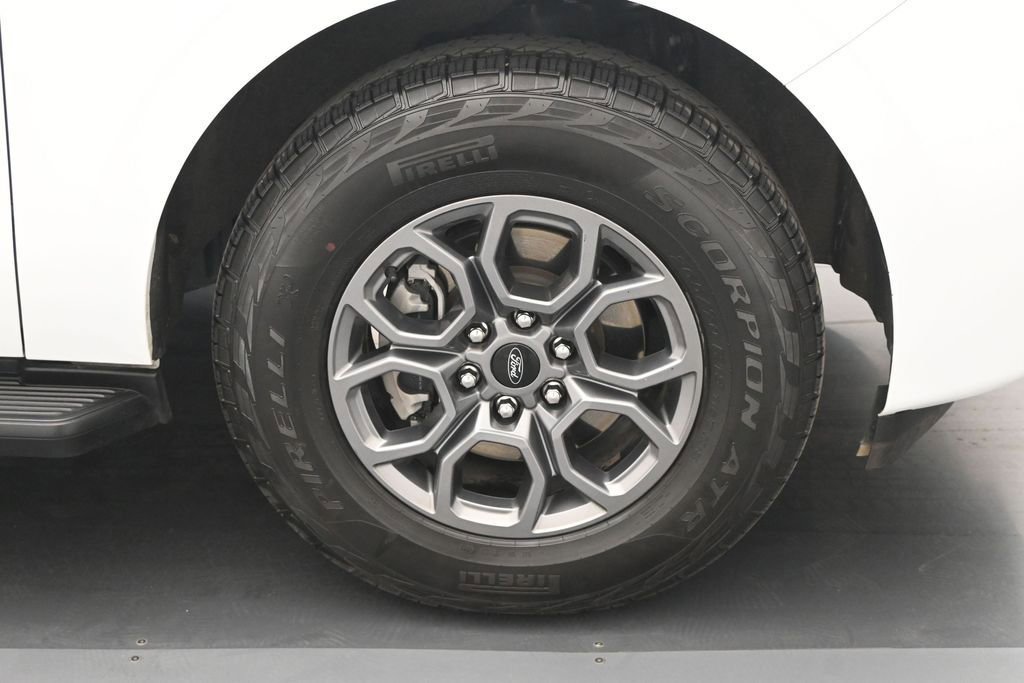 Certified 2025 Ford Expedition Active AWD/4WD image 26
