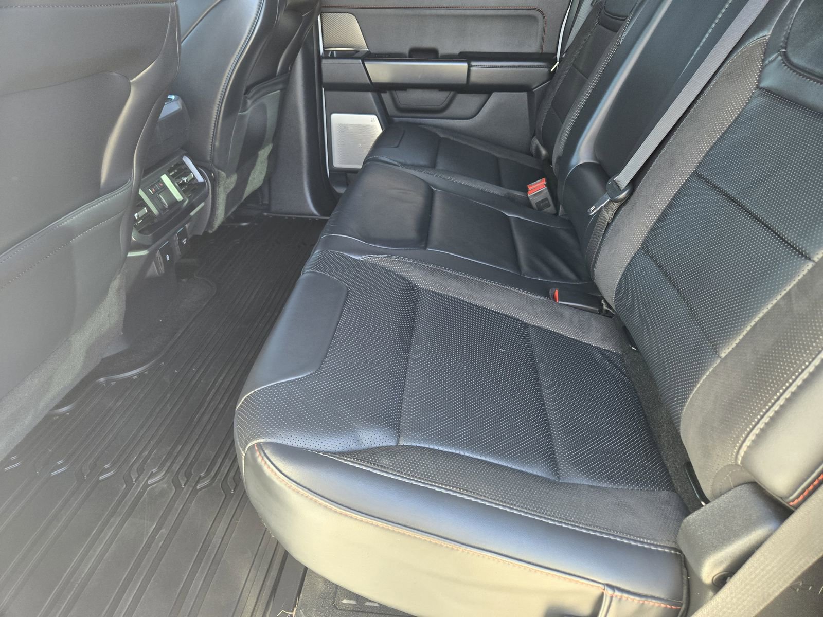 Certified 2025 Ford F150 Raptor image 31