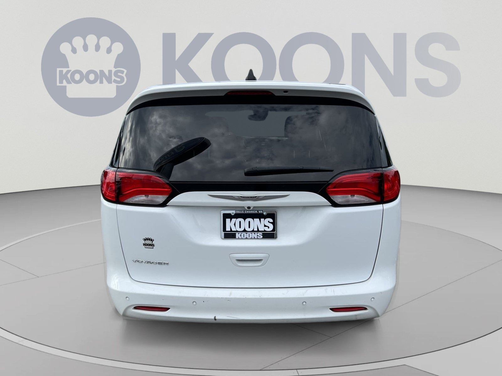 Used 2022 Chrysler Voyager LX FWD image 10