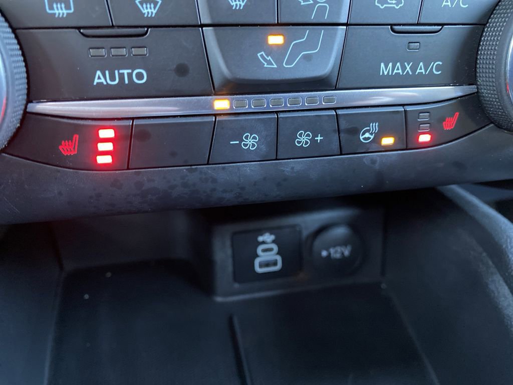 Certified 2025 Ford Escape ST-Line image 8