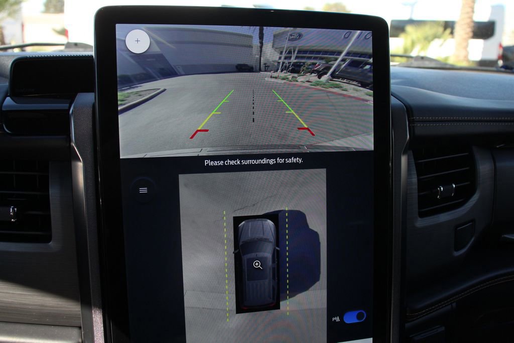 Certified 2022 Ford Expedition Max Platinum image 32