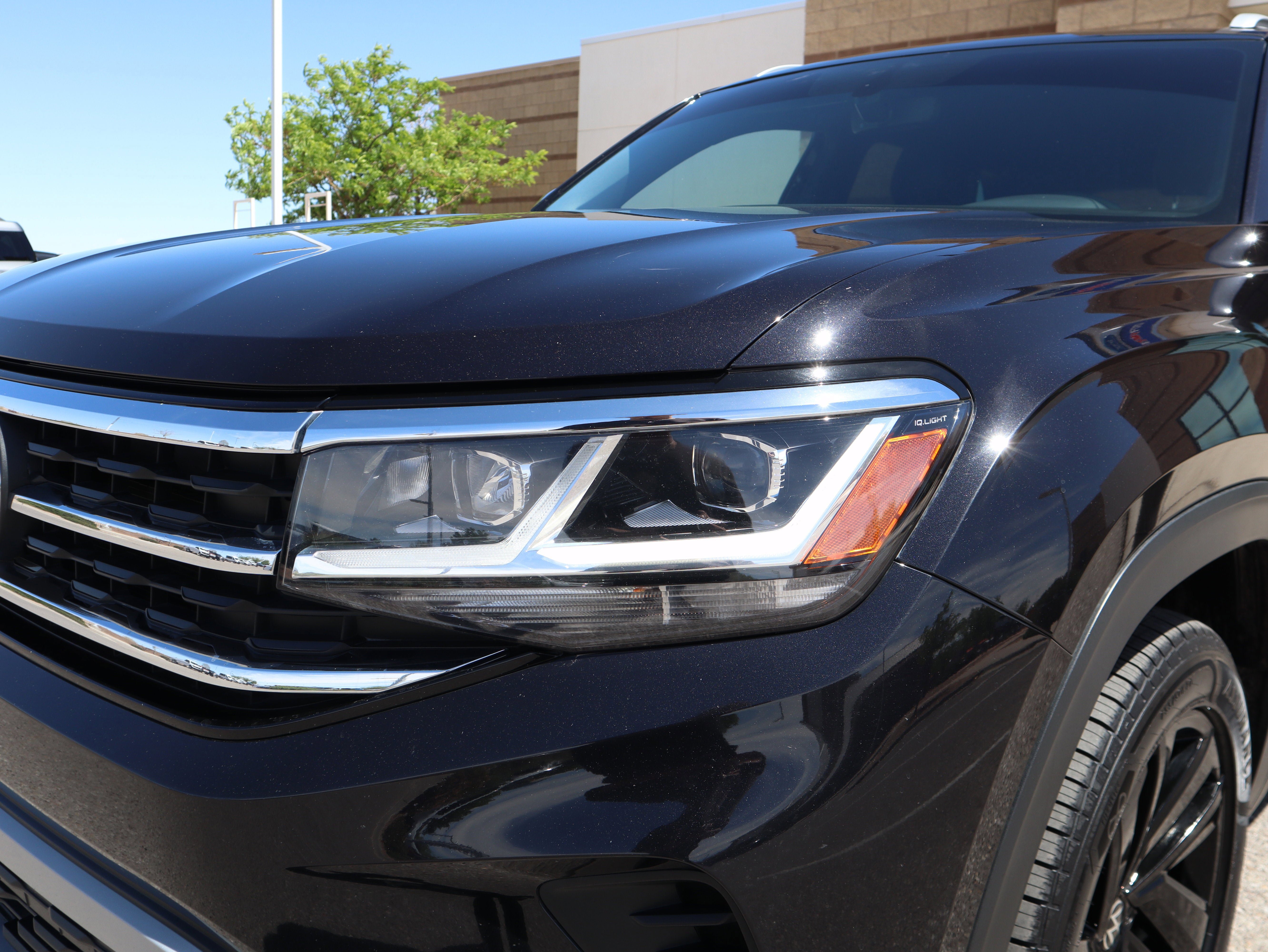 Used 2022 Volkswagen Atlas Cross Sport SE AWD/4WD image 14