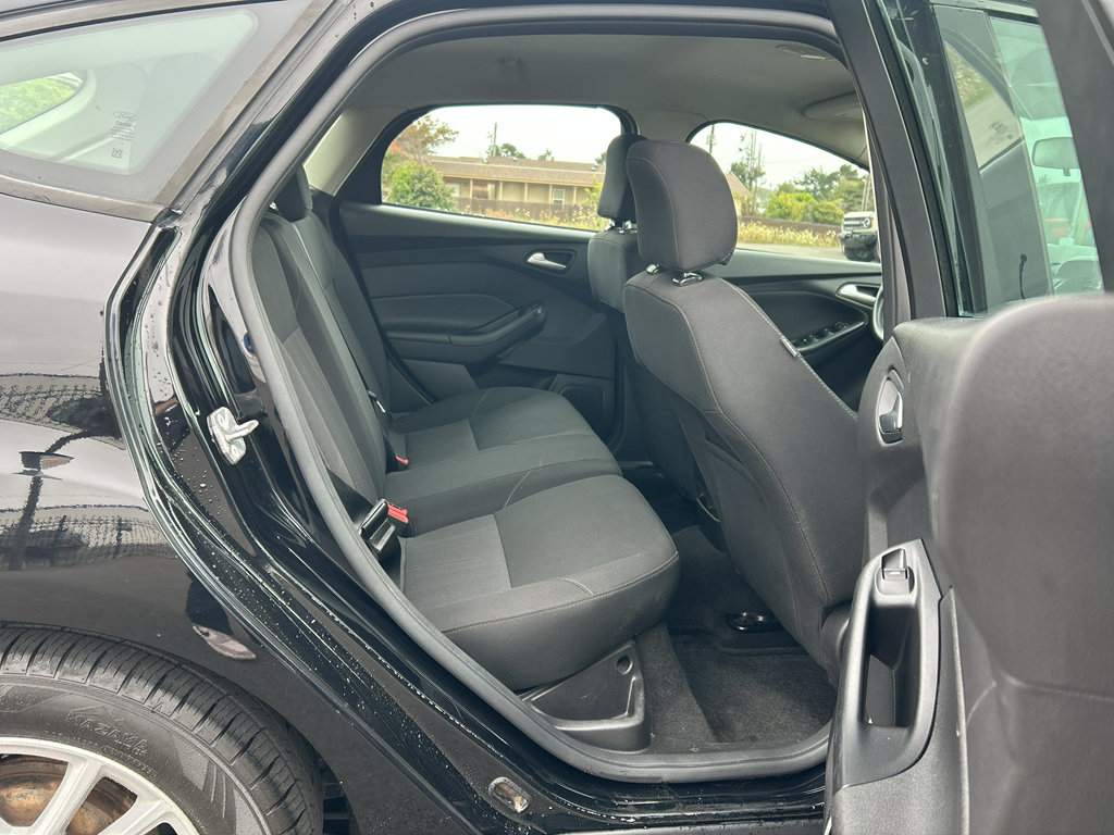 Certified 2017 Ford Focus SE FWD image 26