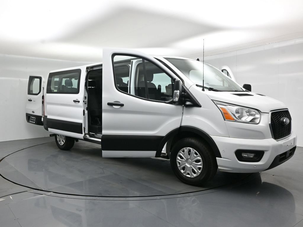 Certified 2022 Ford Transit 350 XLT RWD image 4