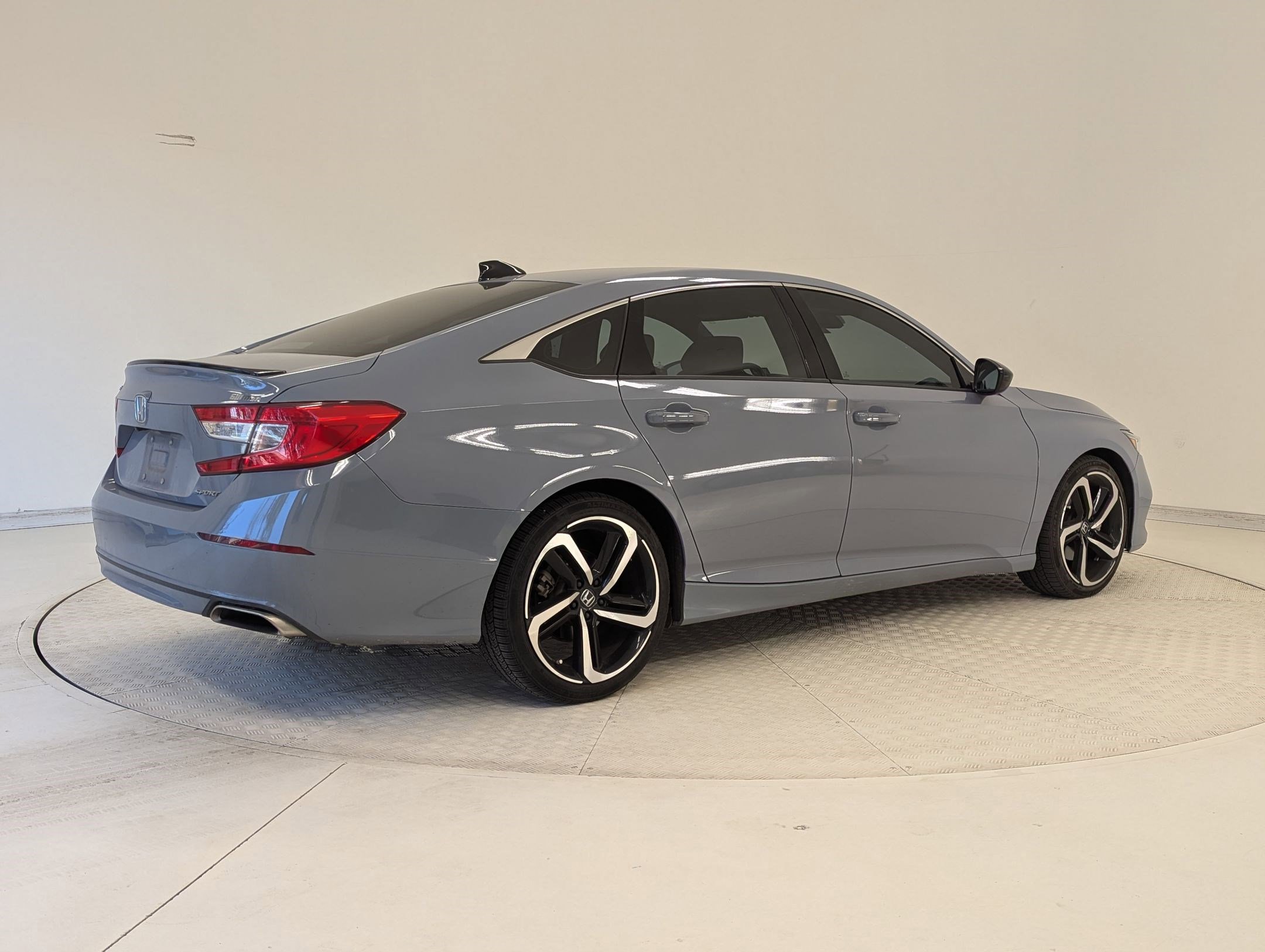 Used 2021 Honda Accord Sport image 5