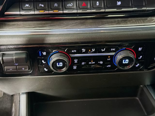 Used 2023 Chevrolet Silverado 1500 LTZ AWD/4WD image 19