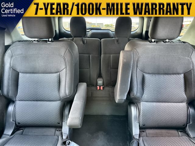 Certified 2024 Ford Explorer XLT RWD image 16