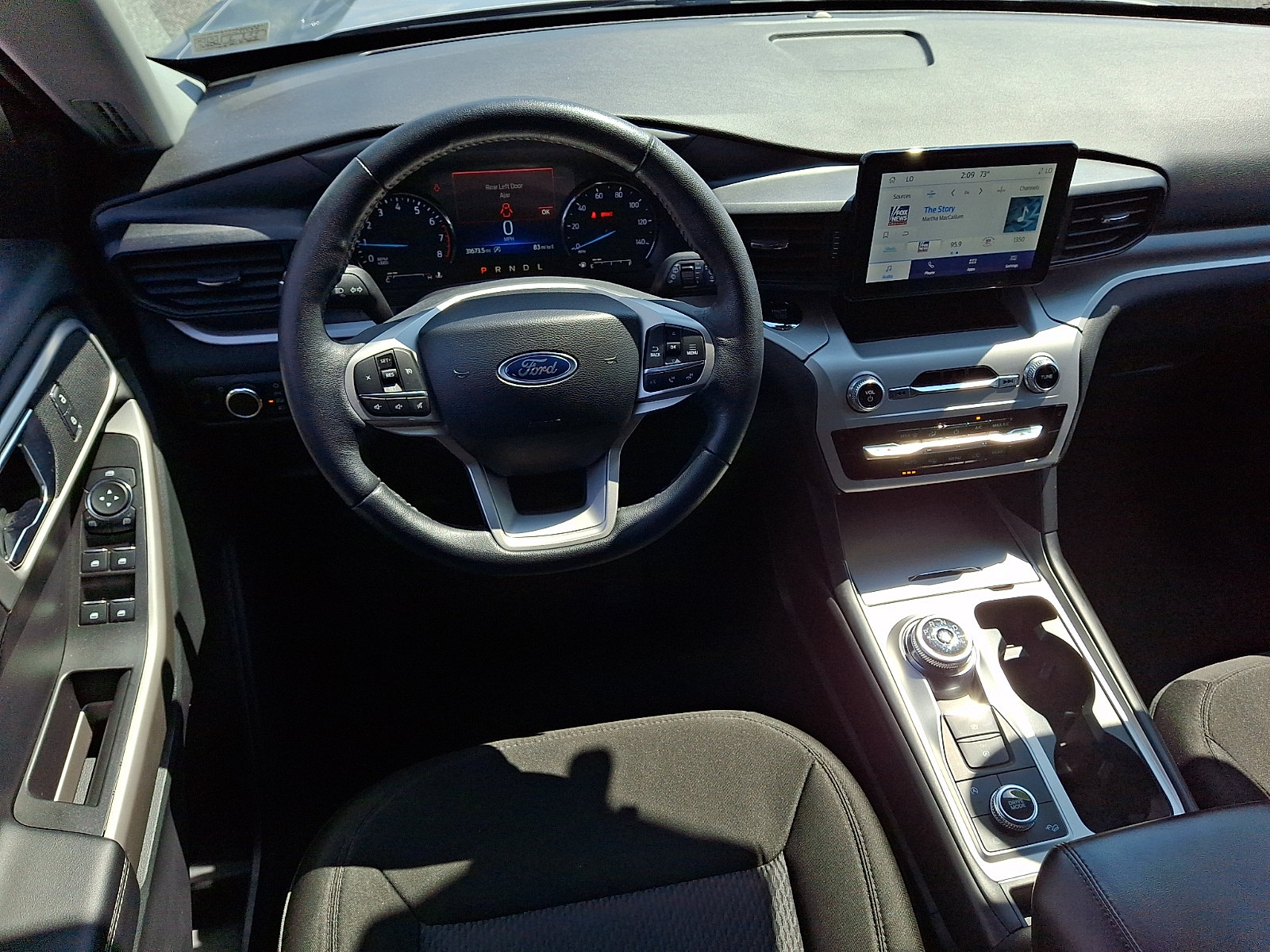 Certified 2024 Ford Explorer XLT AWD/4WD image 13