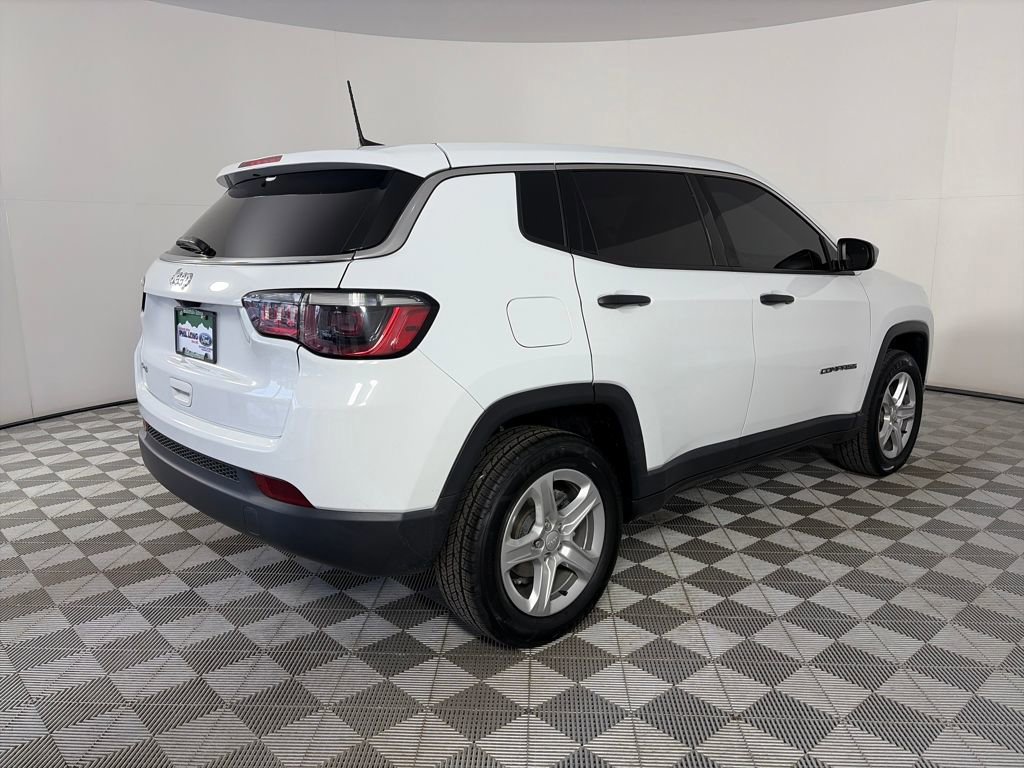 Used 2023 Jeep Compass Sport image 5