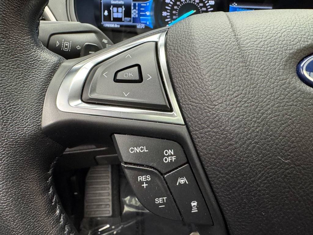 Certified 2022 Ford Edge SEL w/ Convenience Package AWD/4WD image 17
