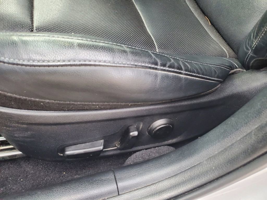 Used 2018 Kia Stinger Base image 13