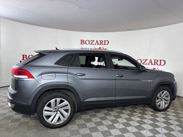 Used 2023 Volkswagen Atlas Cross Sport SE image 6