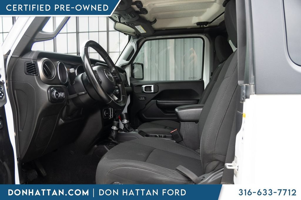 Used 2020 Jeep Wrangler Sport AWD/4WD image 3