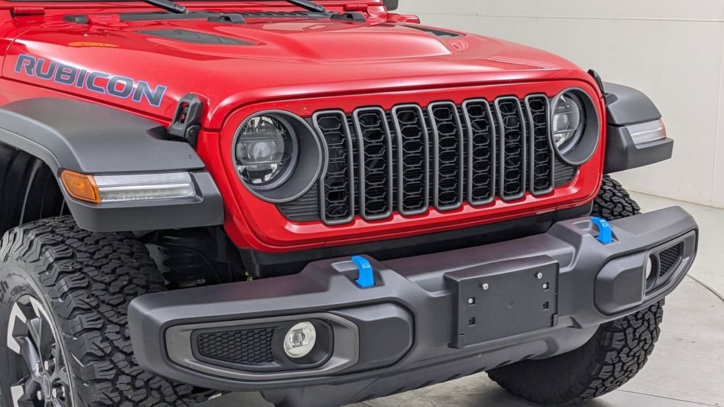 Used 2025 Jeep Wrangler Unlimited Rubicon 4xe w/ Convenience Group AWD/4WD image 43