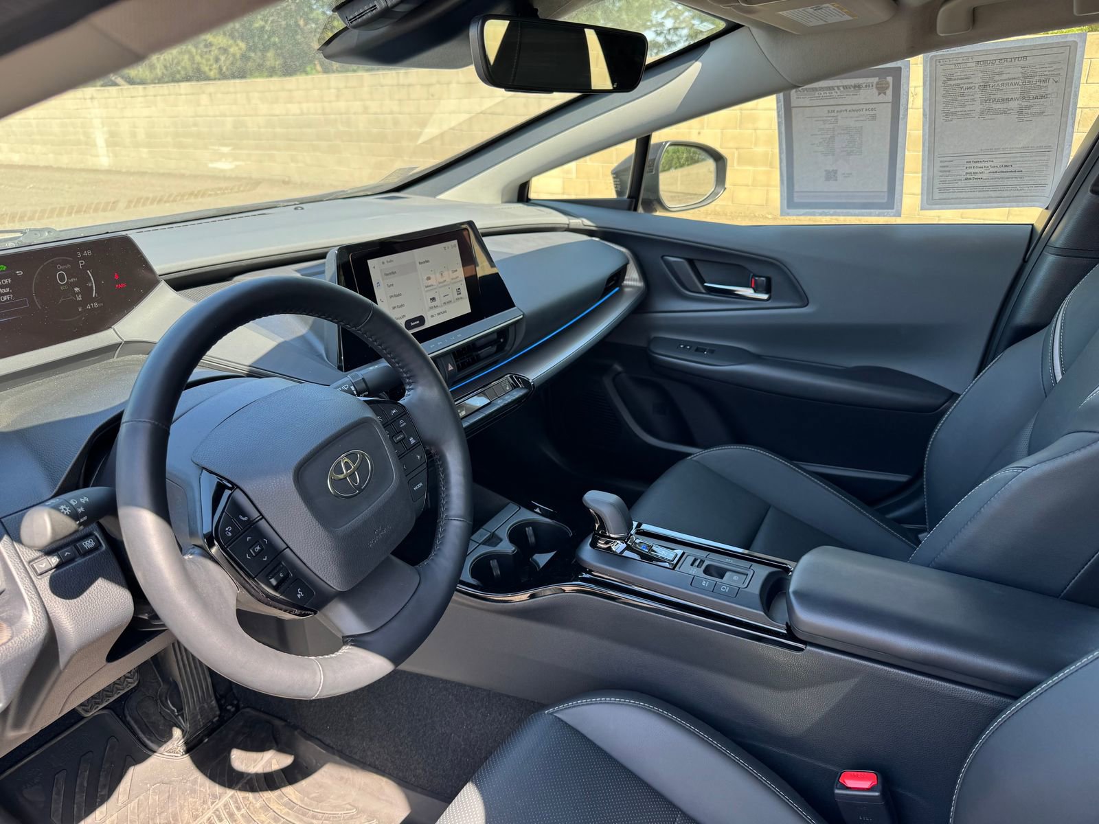Used 2024 Toyota Prius XLE FWD image 11