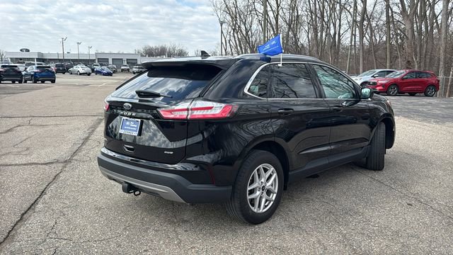 Certified 2023 Ford Edge SEL w/ Convenience Package image 5