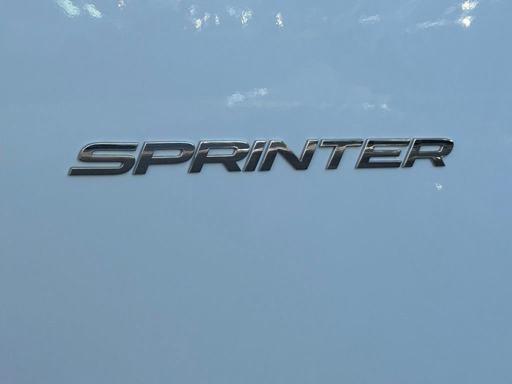 Used 2025 Mercedes-Benz Sprinter 2500 image 20