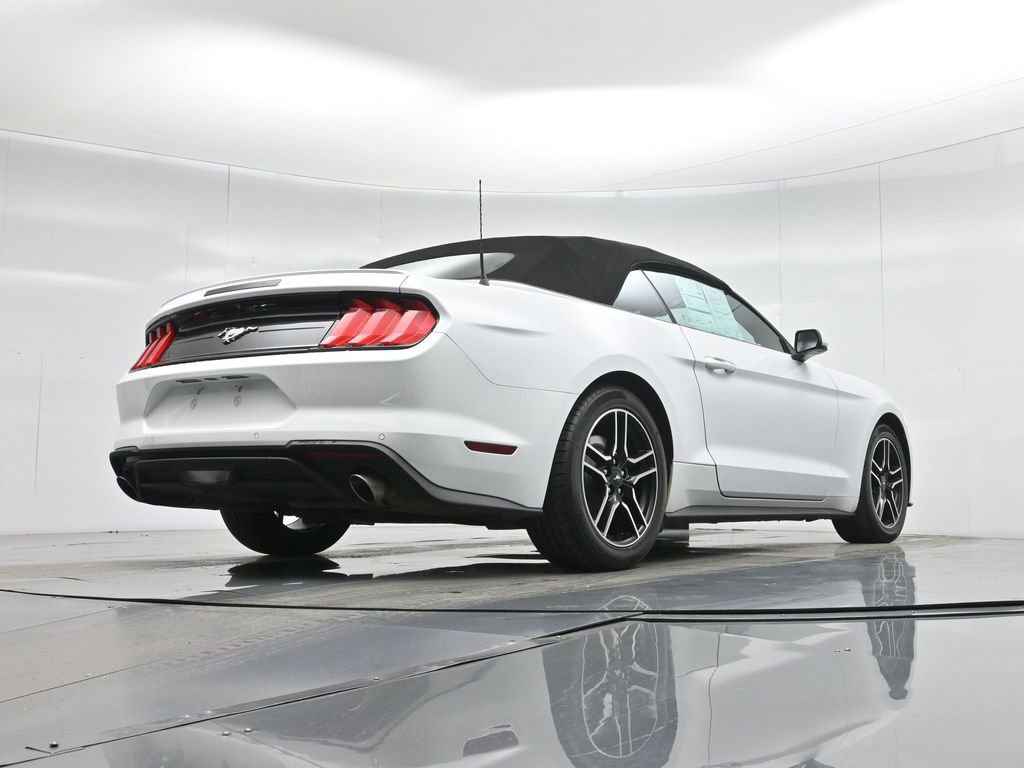 Certified 2022 Ford Mustang Premium image 18