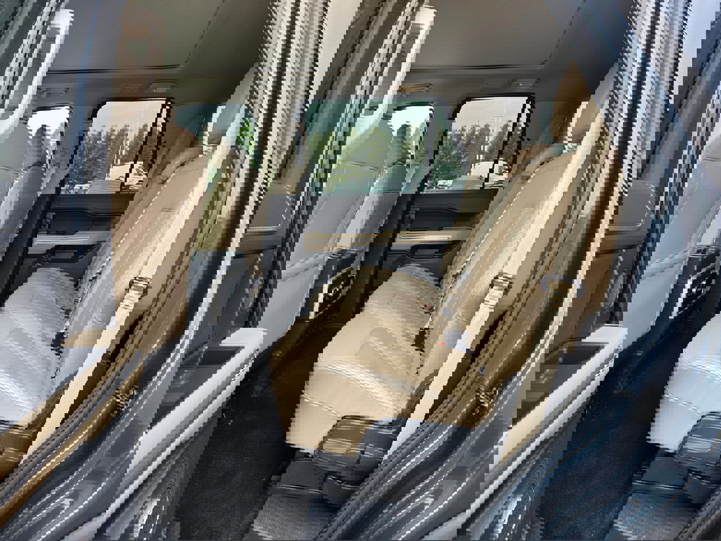 Certified 2022 Ford Expedition Limited image 10