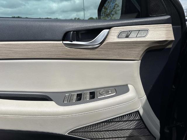 Used 2021 Hyundai Palisade Limited FWD image 19