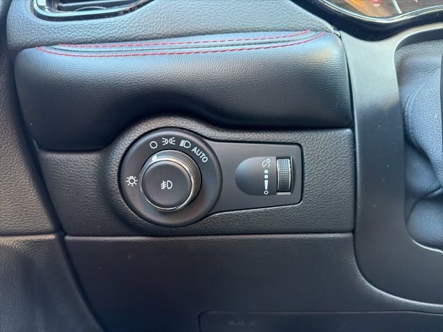 Used 2023 Dodge Durango GT image 27